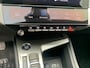 Peugeot 308 Allure | 17" lichtmetalen velgen 'HALONG' | Achteruitrijcamera 180° (Visiopark 1) | Autonomous Emergency Braking d.m.v. radar i.p.v. camera