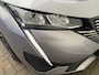 Peugeot 308 Allure | 17" lichtmetalen velgen 'HALONG' | Achteruitrijcamera 180° (Visiopark 1) | Autonomous Emergency Braking d.m.v. radar i.p.v. camera