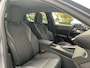 Peugeot 308 Allure | 17" lichtmetalen velgen 'HALONG' | Achteruitrijcamera 180° (Visiopark 1) | Autonomous Emergency Braking d.m.v. radar i.p.v. camera