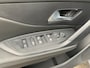 Peugeot 308 Allure | 17" lichtmetalen velgen 'HALONG' | Achteruitrijcamera 180° (Visiopark 1) | Autonomous Emergency Braking d.m.v. radar i.p.v. camera