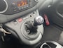 Peugeot Partner Tepee 1.2 PureTech Allure 110 pk | navigatie | panoramadak | trekhaak | camera | 5 persoons | 2 schuifdeuren