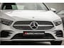Mercedes-Benz A-klasse 250 e Premium Plus AMG | Camera | 18" | Sfeer