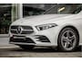 Mercedes-Benz A-klasse 250 e Premium Plus AMG | Camera | 18" | Sfeer