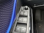 Toyota C-HR 1.8 Hybrid Bi-Tone