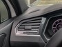 Volkswagen Tiguan 1.4 TSI ACT 150PK DSG Highline Business R | PANORAMADAK | BLACK EDITION | STOELVERWARMING | ACC | BLIND SPOT |