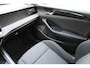 Volkswagen Passat Variant 1.5 eTSI 150 pk | Incl. 12 maanden Garantie | Stoel/stuur verwarming | Achteruitrijcamera | Adaptive cruise controle | Dodehoekdetectie | Parkeersensoren V+A | Navigatie | Apple CarPlay/Android Auto | Draadloze telefoonlader | Climate controle | Lane assist | Keyless start | LED Koplampen | 18 Inch LMV | Schakelmogelijkheid aan stuurwiel |
