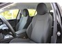 Volkswagen Passat Variant 1.5 eTSI 150 pk | Incl. 12 maanden Garantie | Stoel/stuur verwarming | Achteruitrijcamera | Adaptive cruise controle | Dodehoekdetectie | Parkeersensoren V+A | Navigatie | Apple CarPlay/Android Auto | Draadloze telefoonlader | Climate controle | Lane assist | Keyless start | LED Koplampen | 17 Inch LMV | Schakelmogelijkheid aan stuurwiel |