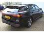 Volkswagen Passat Variant 1.5 eTSI 150 pk | Incl. 12 maanden Garantie | Stoel/stuur verwarming | Achteruitrijcamera | Adaptive cruise controle | Dodehoekdetectie | Parkeersensoren V+A | Navigatie | Apple CarPlay/Android Auto | Draadloze telefoonlader | Climate controle | Lane assist | Keyless start | LED Koplampen | 17 Inch LMV | Schakelmogelijkheid aan stuurwiel |