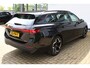 Volkswagen Passat Variant 1.5 eTSI 150 pk | Incl. 12 maanden Garantie | Stoel/stuur verwarming | Achteruitrijcamera | Adaptive cruise controle | Dodehoekdetectie | Parkeersensoren V+A | Navigatie | Apple CarPlay/Android Auto | Draadloze telefoonlader | Climate controle | Lane assist | Keyless start | LED Koplampen | 18 Inch LMV | Schakelmogelijkheid aan stuurwiel |