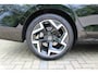 Volkswagen Passat Variant 1.5 eTSI 150 pk | Incl. 12 maanden Garantie | Stoel/stuur verwarming | Achteruitrijcamera | Adaptive cruise controle | Dodehoekdetectie | Parkeersensoren V+A | Navigatie | Apple CarPlay/Android Auto | Draadloze telefoonlader | Climate controle | Lane assist | Keyless start | LED Koplampen | 18 Inch LMV | Schakelmogelijkheid aan stuurwiel |