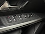 Peugeot 3008 1.2 Hybrid 136 Allure | Verwarmbare stuurwiel | Climate Control | Adaptive Cruise Control | Dode hoekdetectie | Apple Carplay/Android Auto | Draadloze telefoonlader | Full LED | Parkeercamera/-sensoren | Keyless Entry/Start |