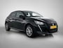 Peugeot e-208 EV Blue Lease Allure 50 kWh 136pk Automaat | Dealer Onderhouden | Navigatie | Climate Control | Cruise Control | Achteruitrijcamera | Parkeersensoren Achter | LED Koplampen | Verwarmbare Voorstoelen | 16' Lichtmetalen Velgen | Apple Carplay/Android Auto |
