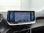 Peugeot e-208 EV Blue Lease Allure 50 kWh 136pk Automaat | Dealer Onderhouden | Navigatie | Climate Control | Cruise Control | Achteruitrijcamera | Parkeersensoren Achter | LED Koplampen | Verwarmbare Voorstoelen | 16' Lichtmetalen Velgen | Apple Carplay/Android Auto |