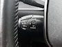 Peugeot e-208 EV Blue Lease Allure 50 kWh 136pk Automaat | Dealer Onderhouden | Navigatie | Climate Control | Cruise Control | Achteruitrijcamera | Parkeersensoren Achter | LED Koplampen | Verwarmbare Voorstoelen | 16' Lichtmetalen Velgen | Apple Carplay/Android Auto |