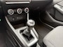 Renault Clio 1.0 TCe Zen Black Line | NAP | Trekhaak | Dealer onderhouden | DAB | Apple Carplay | Android Auto | Cruise Control | LED | Airco |
