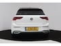 Volkswagen Golf 1.5 eTSI Style (PANORAMADAK, STOEL/STUUR VERWARMING, SFEERVERLICHTING, NAVIGATIE, CRUISE CONTROL ADAPTIEF)