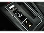 Volkswagen Golf 1.5 eTSI Style (PANORAMADAK, STOEL/STUUR VERWARMING, SFEERVERLICHTING, NAVIGATIE, CRUISE CONTROL ADAPTIEF)