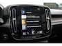 Volvo XC40 T3 163PK AUT8 R-Design | Adaptive Cruise & Pilot Assist | Power Seats incl. Memory | 360 Camera | Schuif-/kanteldak | BLIS | Stoel & Stuurverwarming | AppleCarplay&AndroidAuto | Premium Harman/Kardon Audio |
