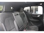 Volvo XC40 T3 163PK AUT8 R-Design | Adaptive Cruise & Pilot Assist | Power Seats incl. Memory | 360 Camera | Schuif-/kanteldak | BLIS | Stoel & Stuurverwarming | AppleCarplay&AndroidAuto | Premium Harman/Kardon Audio |