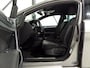 Volkswagen Golf 1.2 TSI Highline Edition R "2X R-line" Adaptive-Cruise Navigatie Bluetooth Parkeersensoren Dealer-onderhouden
