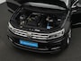 Volkswagen Tiguan 1.4 TSI 150 pk DSG ACT Highline Business R / R-Line | Panoramadak | Trekhaak | Leder | Geheugenstoel | Rondomzicht camera