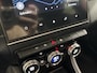 Renault Captur 145PK E-Tech Hybrid Intens Automaat | 1e eigenaar | Navi | Camera | Apple CarPlay/Android Auto | Climate Control | Parkeersensoren | Full LED | Licht & Regen Sensor | Lichtmetalen Velgen |
