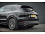 Porsche Cayenne 3.0 E-Hybrid / Pano / Massage / Trekhaak / Luchtvering / Rear Seat Entertainment