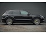 Porsche Cayenne 3.0 E-Hybrid / Pano / Massage / Trekhaak / Luchtvering / Rear Seat Entertainment
