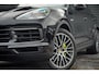 Porsche Cayenne 3.0 E-Hybrid / Pano / Massage / Trekhaak / Luchtvering / Rear Seat Entertainment