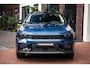 Lynk & Co 01 1.5 | Panoramadak | Adaptive cruise control | 360 Camera | Navigatie | LED koplampen | Keyless | Apple Carplay / Android | Dode hoek detectie | 20 inch velgen | 6,6 kW lader |