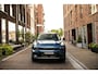 Lynk & Co 01 1.5 | Panoramadak | Adaptive cruise control | 360 Camera | Navigatie | LED koplampen | Keyless | Apple Carplay / Android | Dode hoek detectie | 20 inch velgen | 6,6 kW lader |