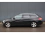 Peugeot 308 SW 1.2 PureTech Blue Lease Premium Panorama/Navigatie/Parkeeersensor v,a/Stoelverwarming