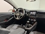Renault Clio 100PK TCe Intens | Parkeersensoren | Apple CarPlay/Android Auto | Climate Control | Cruise Control | Lichtmetalen Velgen | Licht & Regen Sensor | Full LED | Armsteun |