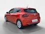 Renault Clio 100PK TCe Intens | Parkeersensoren | Apple CarPlay/Android Auto | Climate Control | Cruise Control | Lichtmetalen Velgen | Licht & Regen Sensor | Full LED | Armsteun |
