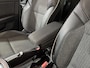 Renault Clio 100PK TCe Intens | Parkeersensoren | Apple CarPlay/Android Auto | Climate Control | Cruise Control | Lichtmetalen Velgen | Licht & Regen Sensor | Full LED | Armsteun |