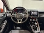 Renault Clio 100PK TCe Intens | Parkeersensoren | Apple CarPlay/Android Auto | Climate Control | Cruise Control | Lichtmetalen Velgen | Licht & Regen Sensor | Full LED | Armsteun |