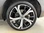 Volvo XC60 2.0 T6 Plug-in hybrid AWD Plus Dark | 21" | Geventileerd Nappa Leder | 360 Camera | Harman Kardon | Getint glas | Elektr. verst. stoelen | Stoel/stuur/achterbankverwarming | Adaptieve Cruise | BLIS