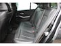 BMW 3-Serie 330d High Exe | M Sport | Panodak | Sfeerverl | HUD | LED | Navi | CarPlay | ECC | PDC | Cruise | Leder | LMV19'' | El.Trekhaak | Zeer nette