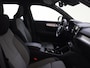 Volvo XC40 B4 Plus Dark | Trekhaak | Dodehoekdetectie | Harman/Kardon |