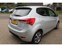 Hyundai ix20 1.6i Achteruitrijcamera, Cruise control, Bluetooth, Parkeersensoren, Navi, Stoelverwarming, Elektrische ramen, 16" LMV