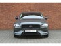 Volvo V60 B4 Essential | Lederen Bekleding | Stoel-/ stuurwielverwarming | Adaptive Cruise Control | BLIS | 21 inch lichtmetalen velgen | Extra getint glas | Park assist | Apple carplay/ Android auto |Exterieur stylingkit