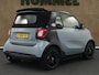 smart Fortwo Cabrio 1.0 Turbo Pure - CRUISE CONTROL - PARKEERSENSOREN ACHTER - STOELVERWARMING - BLUETOOTH TELEFOONVOORBEREIDING - CLIMATE CONTROL - ELEKTRISCHE RAMEN - LICHTMETALEN VELGEN 16 INCH - NAVIGATIE