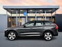 Volvo XC60 2.0 T6 Plug-in hybrid AWD Plus Dark | 19" Allseason | Luchtvering | Geventileerd Nappa Leder | Trekhaak | 360 Camera | Panoramadak | Elektr. verst. stoelen | Stoel/stuur/achterbankverwarming | Adaptieve cruise | BLIS