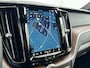 Volvo XC60 2.0 T6 Plug-in hybrid AWD Plus Dark | 19" Allseason | Luchtvering | Geventileerd Nappa Leder | Trekhaak | 360 Camera | Panoramadak | Elektr. verst. stoelen | Stoel/stuur/achterbankverwarming | Adaptieve cruise | BLIS