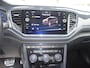 Volkswagen T-Roc Volkswagen T-Roc 1.5 TSI Automaat R line panorama trekhaak navigatie