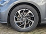 Volkswagen Golf 1.5 TSI Highline | Automaat, Digitaal Display, Dodehoekherkenning, Lane assist, Camera, Navigatie, zeer luxe!