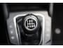 Ford Focus Wagon 1.0-125pk EcoBoost Titanium Business. Uiterst nette, comfortabele en ruime stationcar. Stoel-, stuur- en voorraamverw., Trekhaak, B&O soundsyst, lane assist, adaptieve cruise cntrl, camera a, LM wln, navigatie, telefoonvoorb. etc