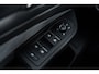 Volkswagen Golf 8.5 R 2.0 TSI 4Motion - R Performance Pack | Akrapovic | Panorama | H&K | Elek. Trekhaak