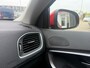 Volvo V40 1.6 D2 Base Business 5 drs van 2de Eig met trekhaak en navigatie en bluetooth telefoon en airco