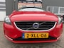 Volvo V40 1.6 D2 Base Business 5 drs van 2de Eig met trekhaak en navigatie en bluetooth telefoon en airco
